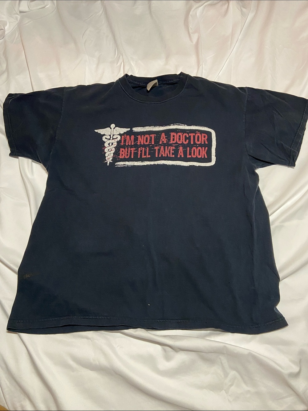 Vintage Graphic Tee "I'm Not a Doctor" - Black with Red & White Print